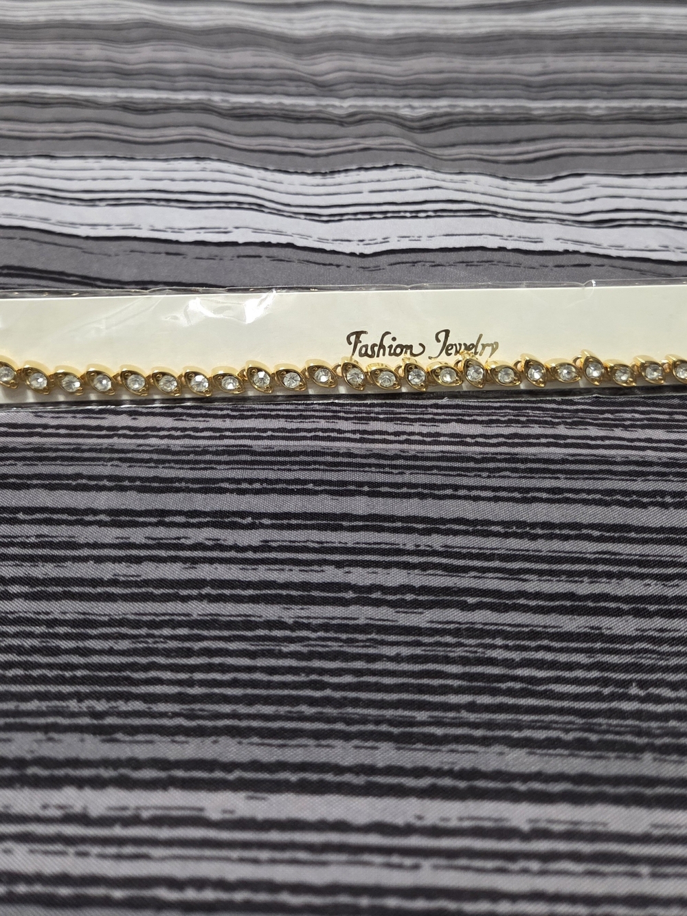 Classic Gold-Tone Crystal Tennis Bracelet - Sparkling Rhinestone Eternity Link B